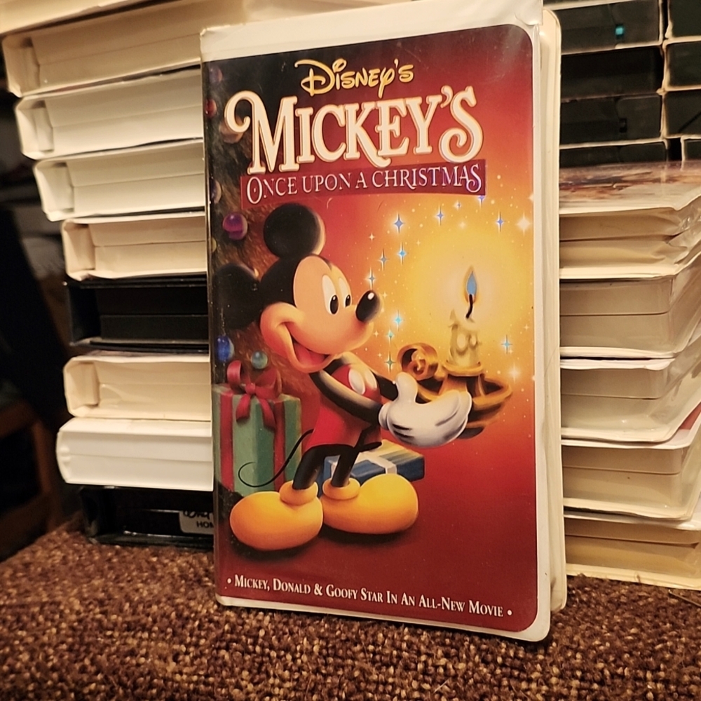 VHS TAPE - Disney's "Mickey's Once Upon A Christmas"